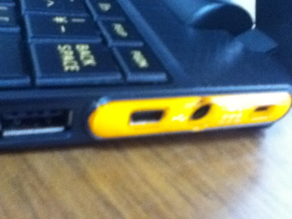 東芝 Dynabook Az 05m Pnaz05mna レビュー評価 評判 価格 Com