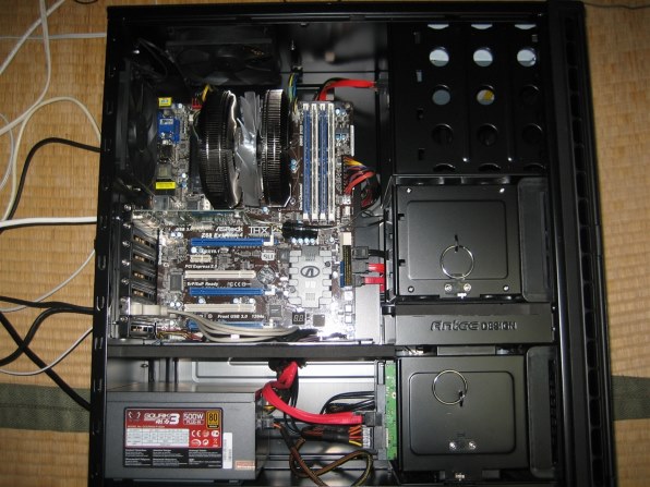 PCケース ANTEC P183 他部品付き Corei5-750  630Wプラグイン電源 他 ASCII.jp：AntecのPCケース「P183」の完成度に心酔！ (1/3)