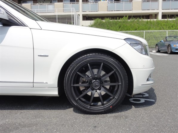 ヌー　YOKOHAMA 225/40R18 88W DNA ECOS YOKOHAMA DNA ECOS 225/40R18 88W投稿画像・動画 - 価格.com