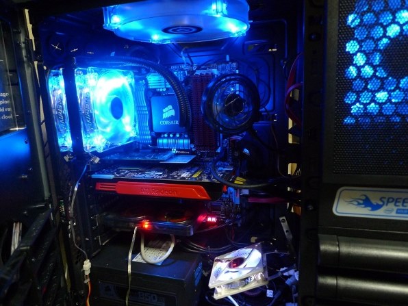 Thermaltake Level 10 GT Snow Edition VN10006W2N投稿画像