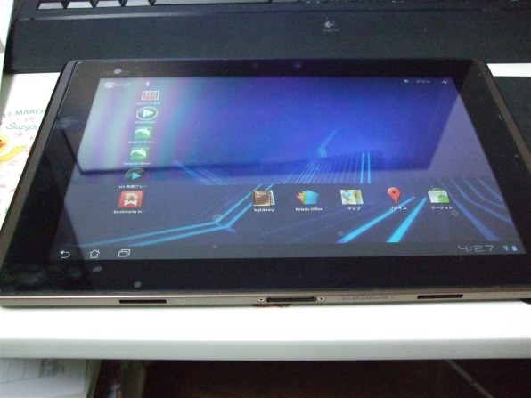 Androidタブレット本体 ASUS Pad Transformer TF101-1B240A 1200px-Asus_TF101_5895.jpg