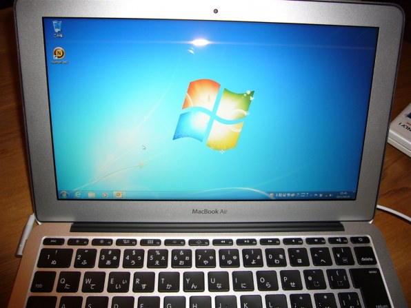 Apple MacBook Air 1600/11.6 MC969J/A投稿画像・動画 - 価格.com