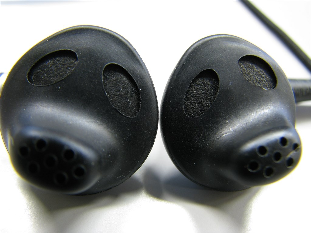 最近カナル型ばかりもてはやされているのが残念だ』 SONY MDR-ED31SP