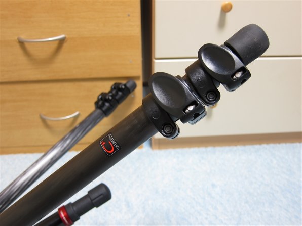 マンフロット MDEVE マグファイバービデオ三脚 755CX3 レビュー マンフロット MDEVE マグファイバービデオ三脚 755CX3 レビュー