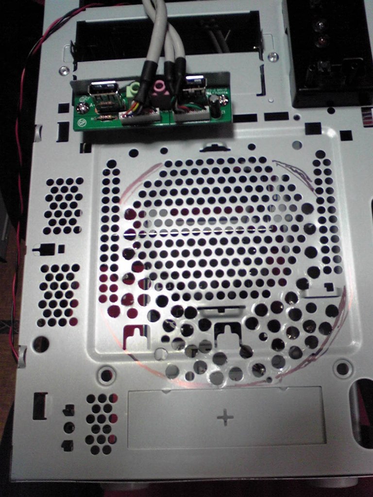 なかなか良いケースですよん In Win Iw Em035 Wops 御伽囃詩さんのレビュー評価 評判 価格 Com