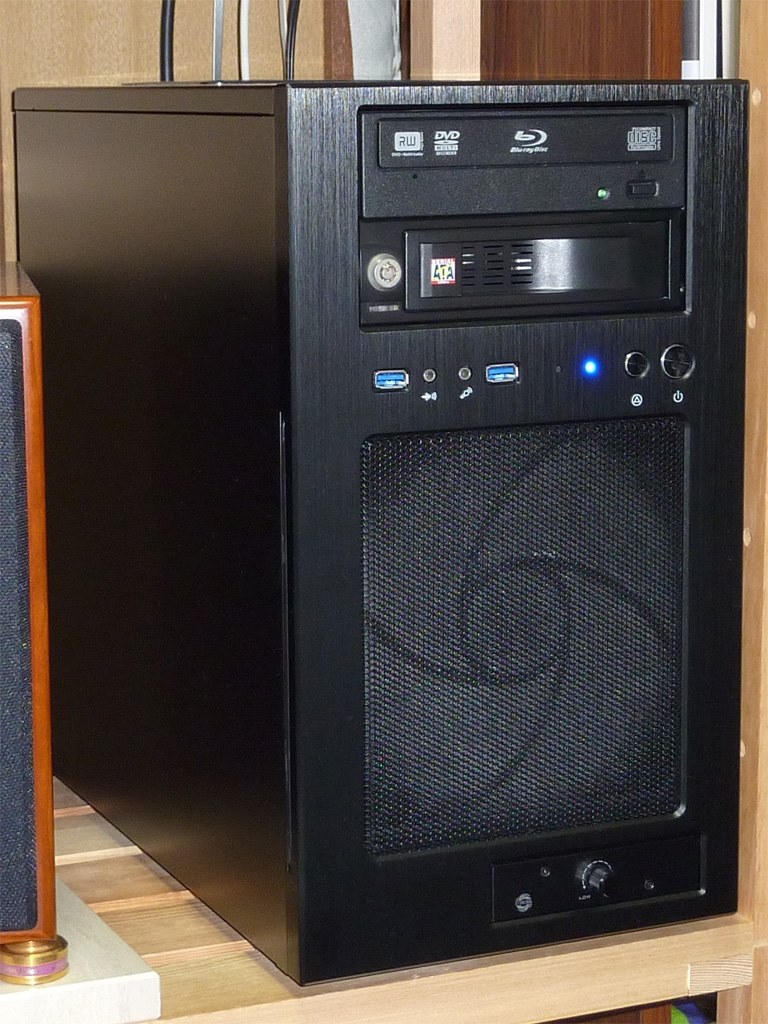 組むのが楽しいケースです』 SILVERSTONE SST-TJ08B-E [ブラック