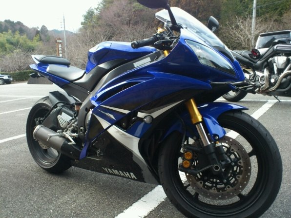 ヤマハ「YZF-R6 レースベース車」、受注受付を開始 [えん乗り]