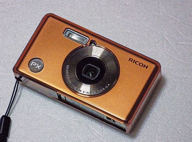 雨天専用カメラとして』 リコー RICOH PX [シャンパンシルバー] １５０