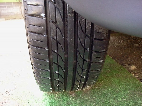 YOKOHAMA DNA ECOS 265/30R19 89W投稿画像・動画 - 価格.com