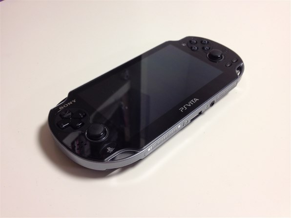 SIE PlayStation Vita (プレイステーション ヴィータ) 3G/Wi-Fiモデル PCH-1100 AA01 [クリスタル・ブラック  初回限定版]投稿画像・動画 (レビュー) - 価格.com