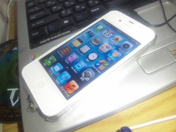 Apple iPhone 4S 16GB au [ブラック]投稿画像・動画 (レビュー) - 価格.com