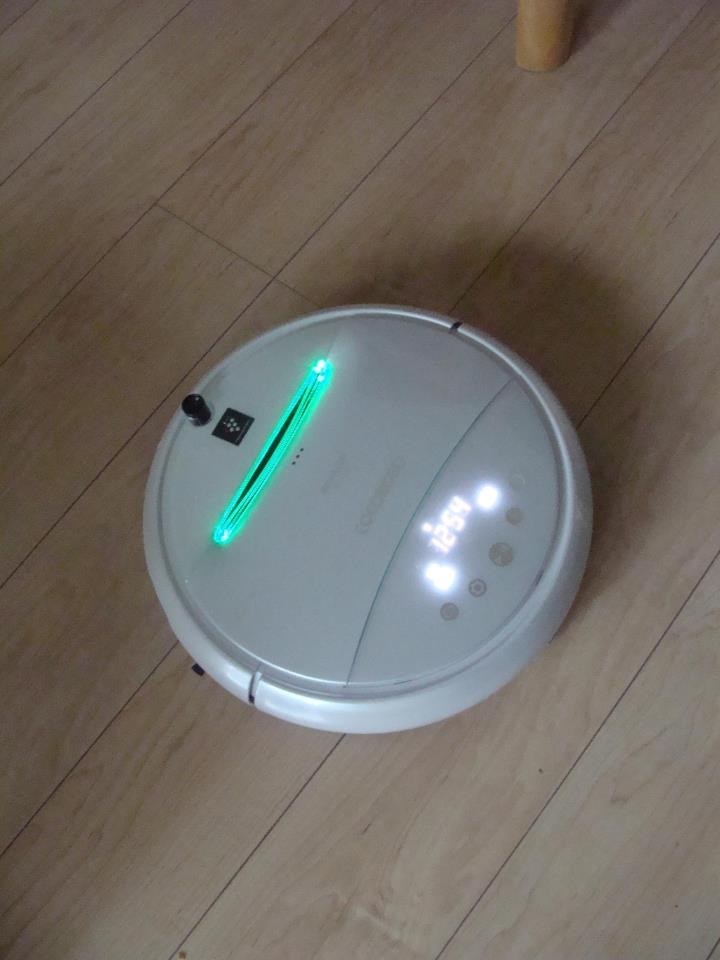 日本メーカーならではの気配りもあって愛着がわくロボット掃除機