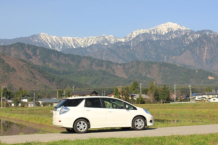 高燃費車には戻れない ホンダ フィットシャトル ハイブリッド 11年モデル ｎｇｃ２２４さんのレビュー評価 評判 価格 Com