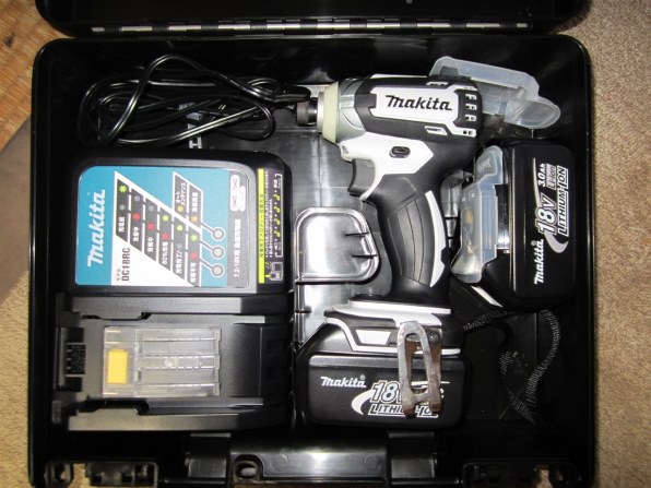 マキタ(makita) マキタ インパクトドライバ TD147D マキタ 充電式インパクトドライバ TD135D/TD147D 丸甲金物株式会社