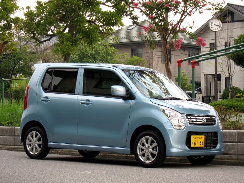 軽ワゴン車とは思えぬ静かで軽快な走り スズキ ワゴンr 2012年モデル 森口将之さんのレビュー評価 評判 価格 Com