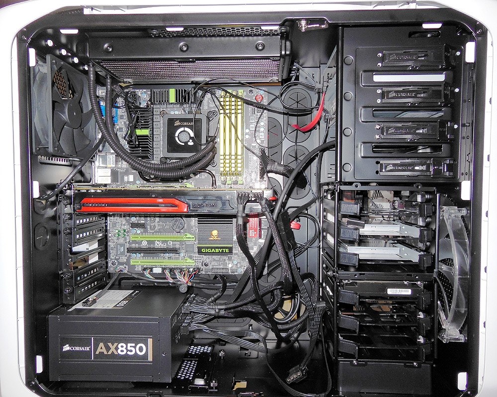 PCケース(自作PC用) Corsair Graphite Series600 TCC600TWM-WHT 自作 PCケース 【Corsair Graphite Series 600T】 PCケース(自作