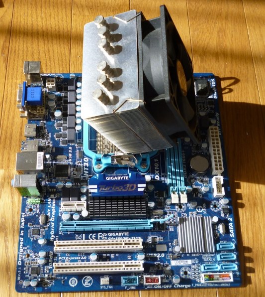GIGABYTE GA-880GM-USB3L Rev.3.1 価格比較 - 価格.com